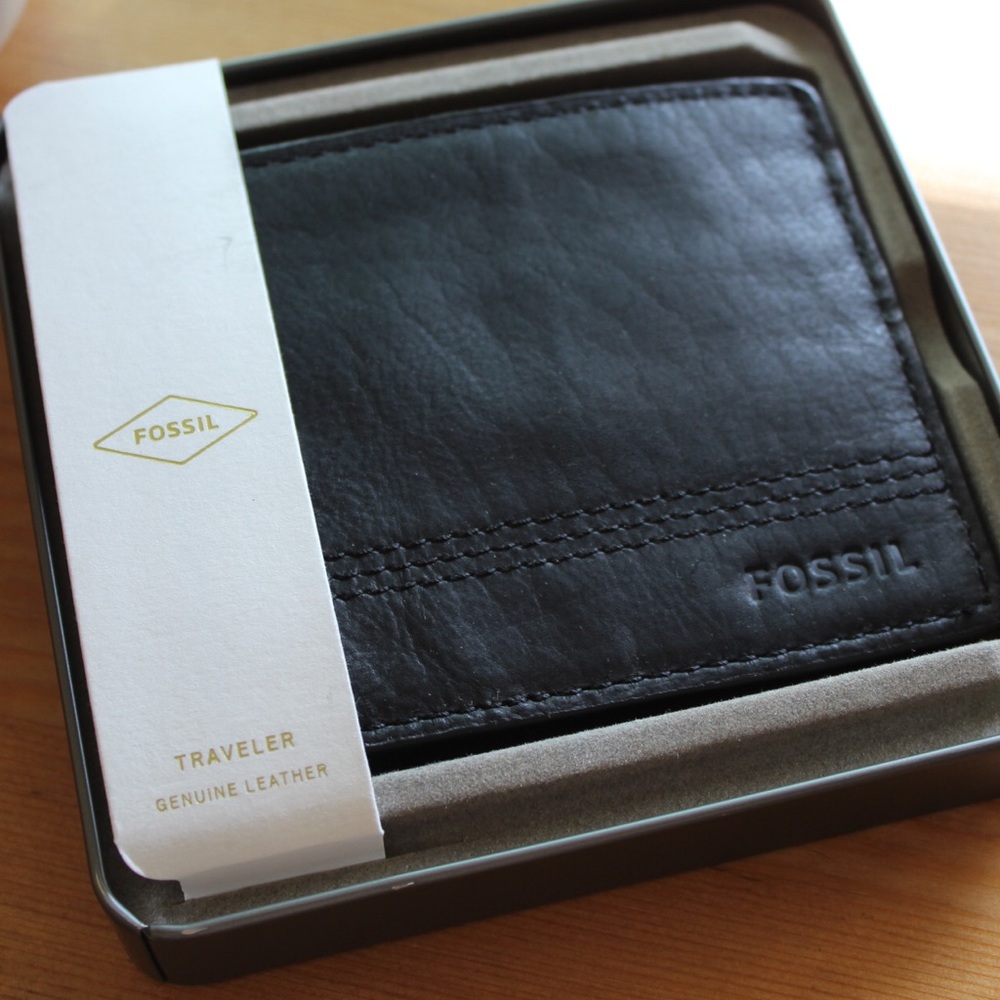 [FOSSIL] men’s leather wallet